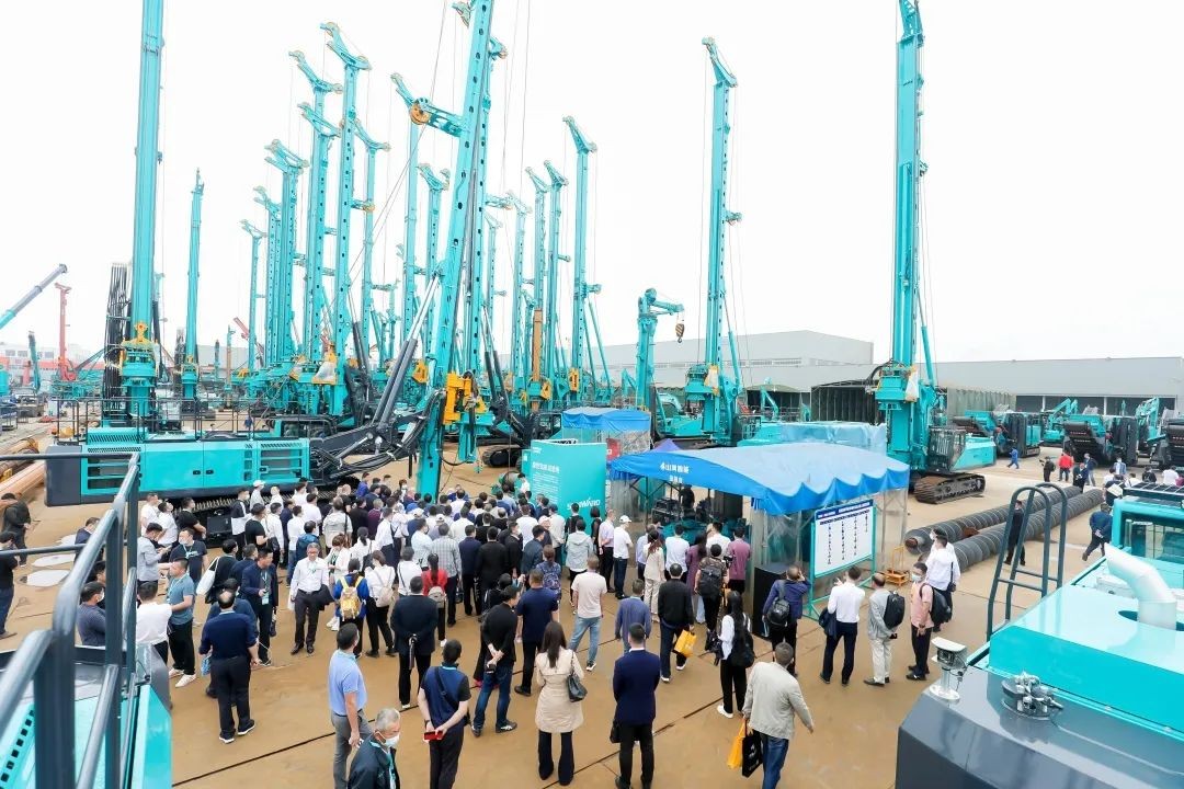 “机甲盛宴”长沙展圆满收官！皇家国际智能展区亮点杰出回首