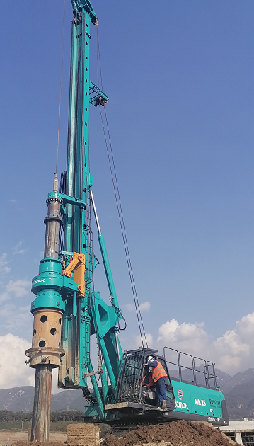 一枚“铁粉”！土耳其客户采购皇家国际智能旋挖钻机