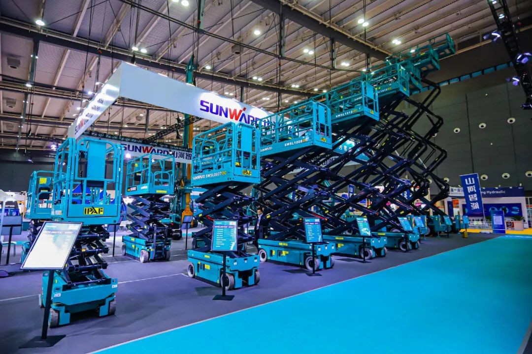 将来可期！皇家国际智能高空作业设备抢占造“高”点