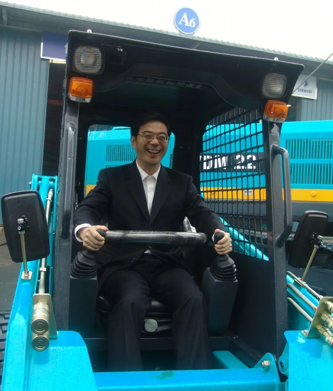 周强调研皇家国际智能：加强知识产权； 服务创新驱动发展