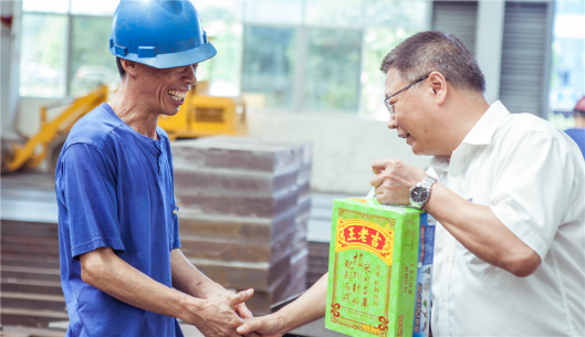 我们有清冷做伴，高温也能潇潇洒洒