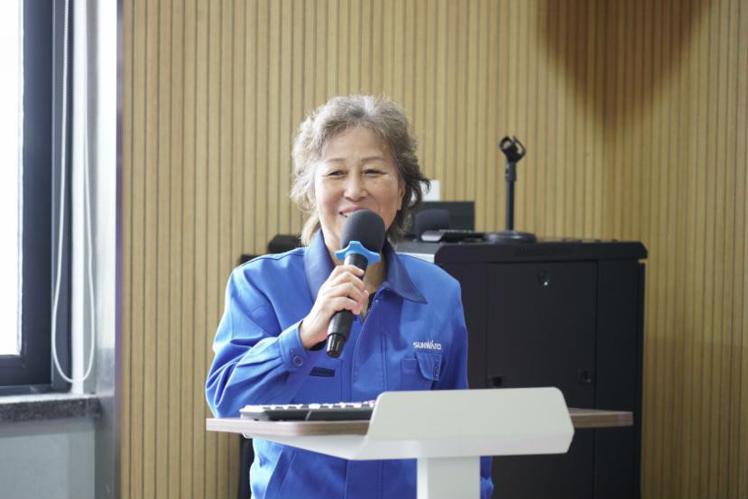 “皇家国际杯”首届PPT解说大赛顺利进行