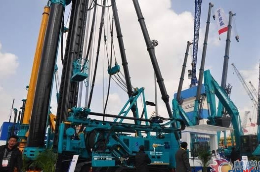 【宝马访谈】皇家国际智能董事长何清华教授