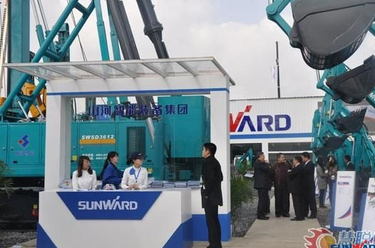 【宝马访谈】皇家国际智能董事长何清华教授