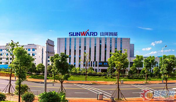 苦练内功，创新发展，皇家国际正腾飞