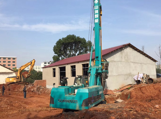 跨行创业，皇家国际智能旋挖钻十个月助他回本！