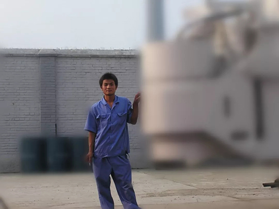 人生浮沉如梦，携手皇家国际勇攀事业巅峰