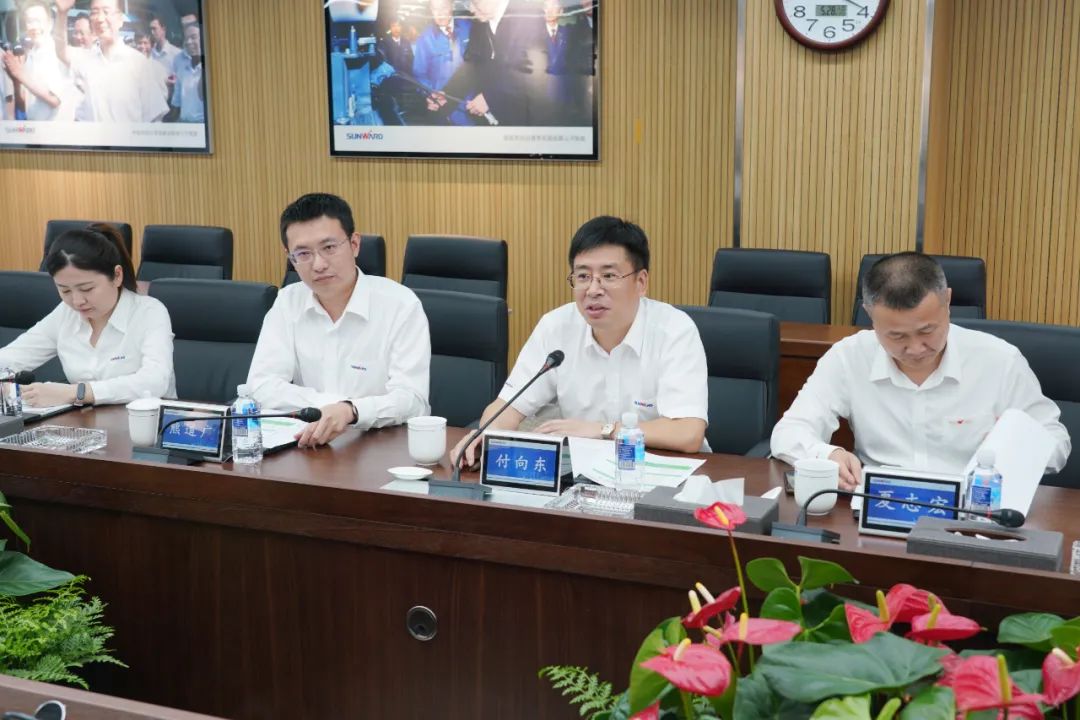 中国银行副行长林景臻调查皇家国际智能