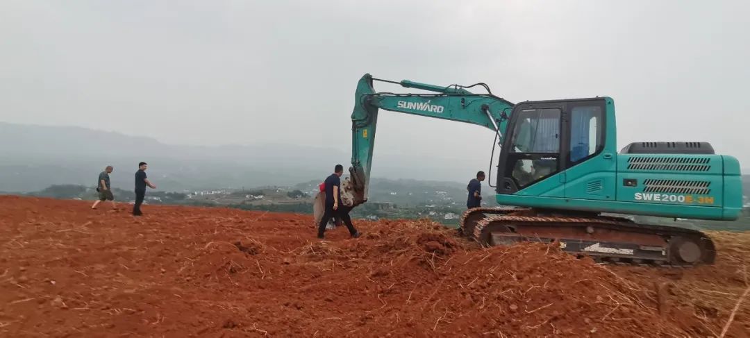 品质皇家国际 用心服务——皇家国际智能全球服务万里行走进山城沉庆