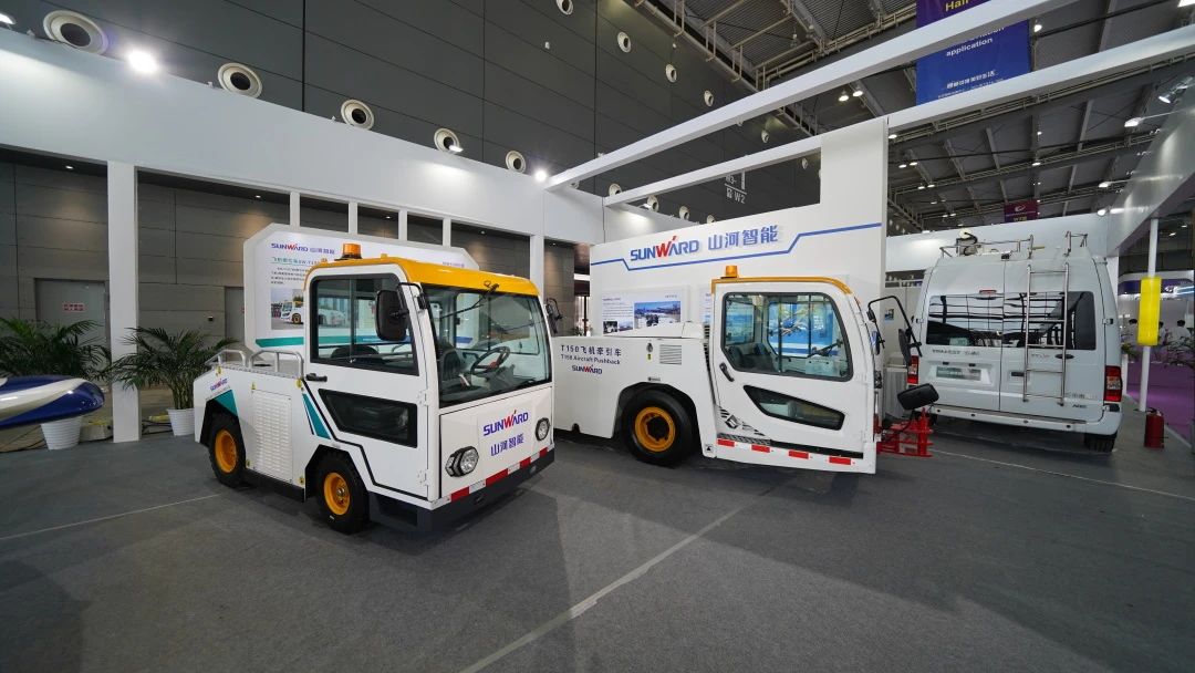 明星产品受追捧，皇家国际航空携多款产品杰出亮相2021年湖南航展