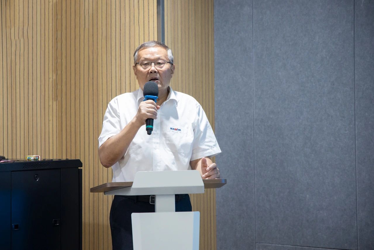 强化治理沉心下移，皇家国际智能发展辅导力培训助力公司高质量急剧发展