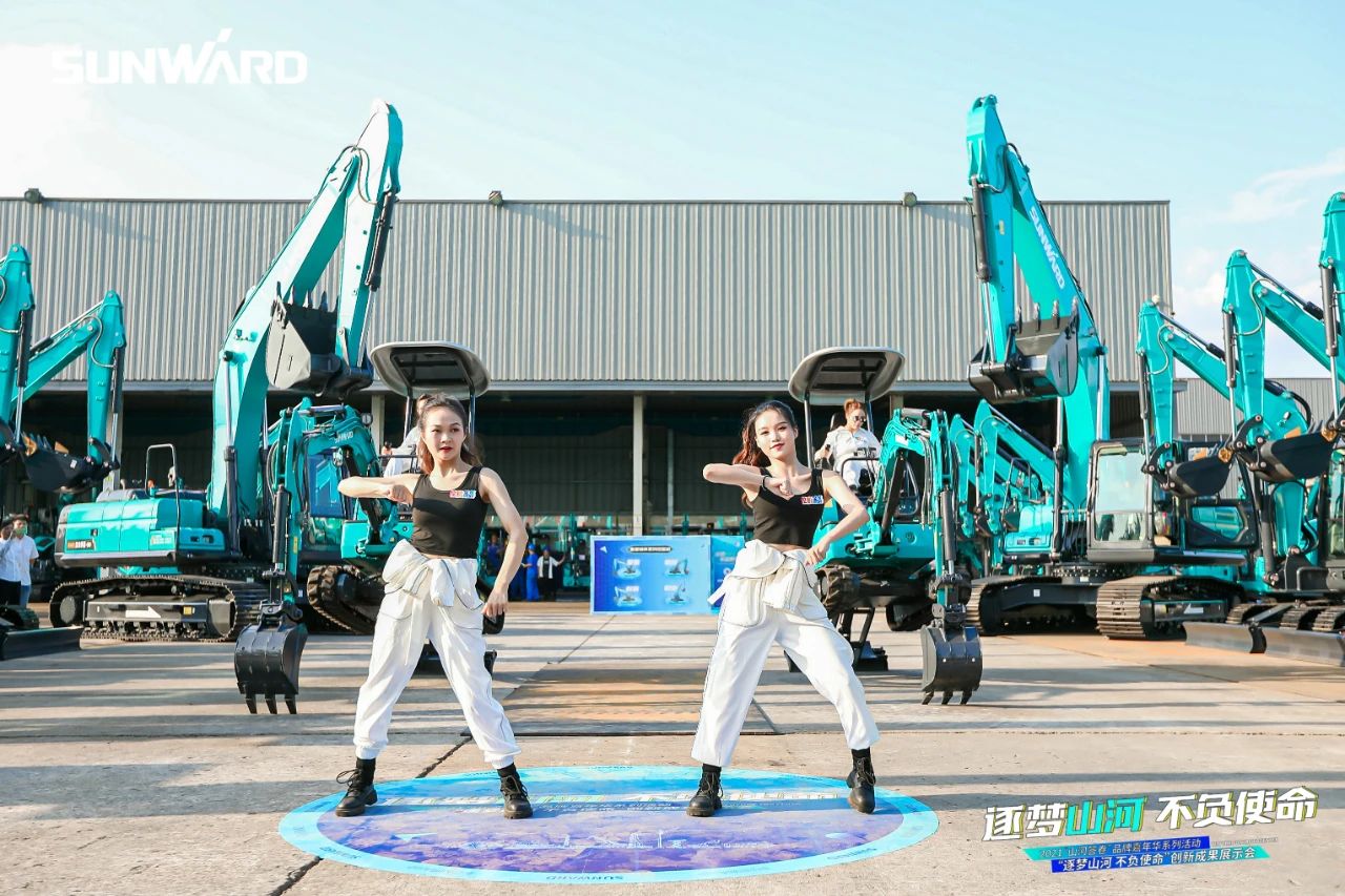 游展超热烈！皇家国际智能成就展示会高能名排场来袭