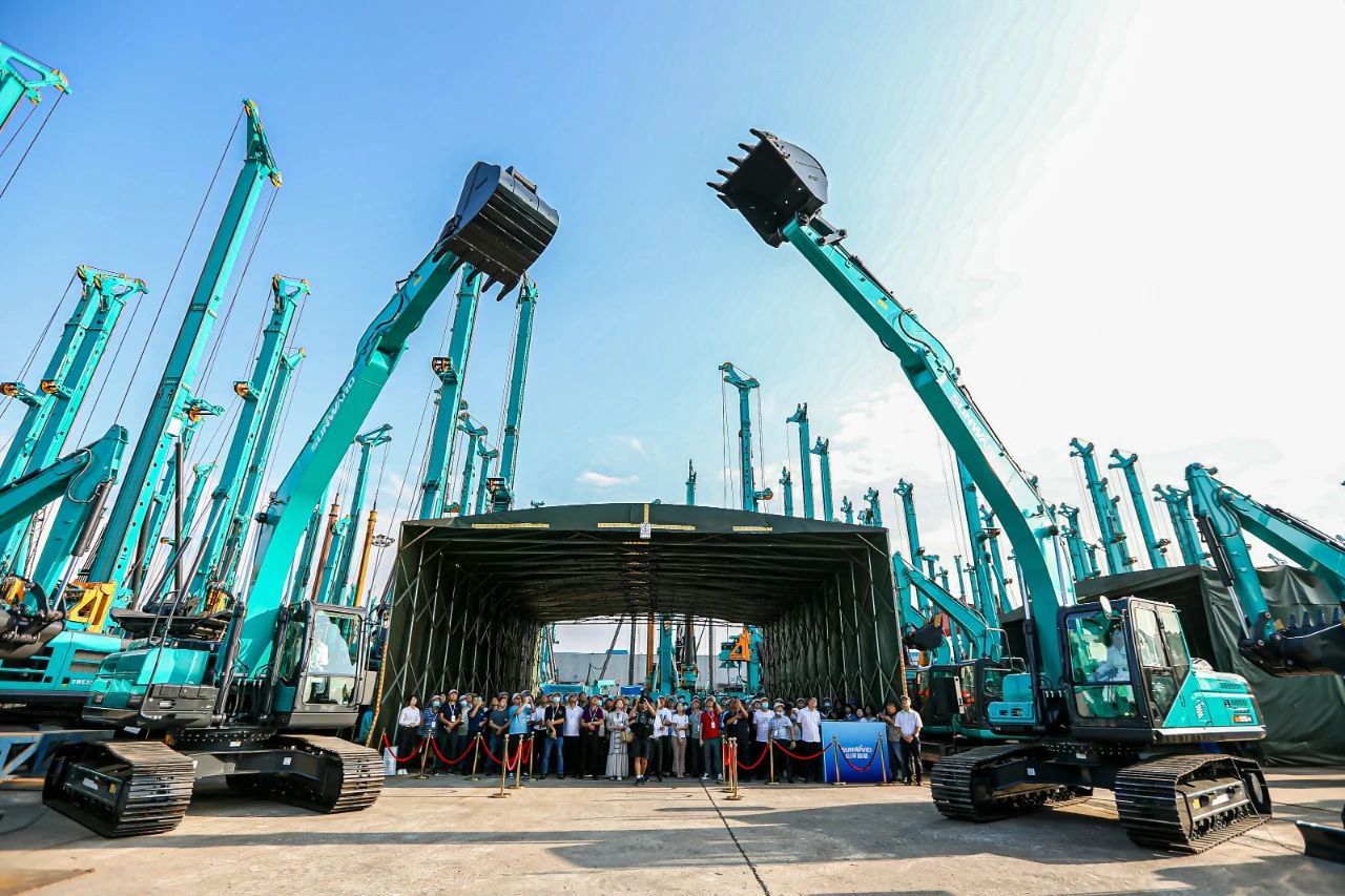 游展超热烈！皇家国际智能成就展示会高能名排场来袭