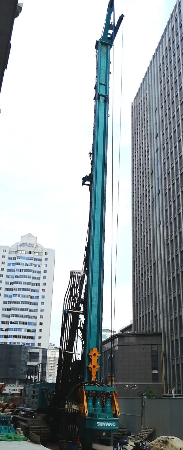 创新引领，皇家国际智能地下工程设备再出佳品