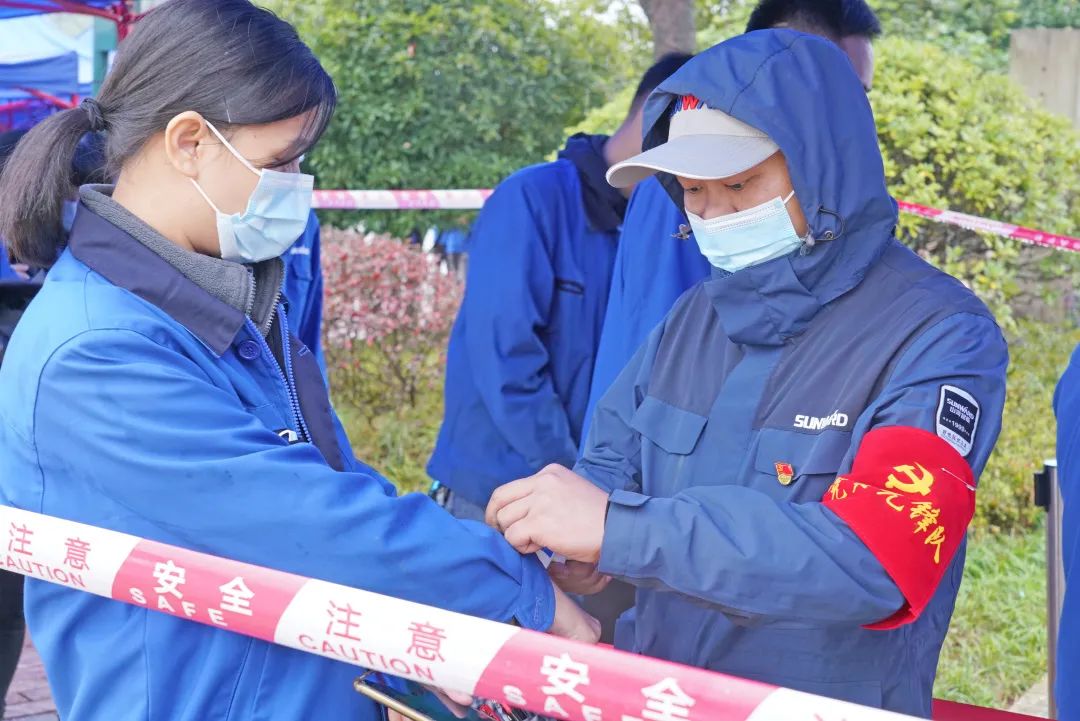 采样实现率近100%！皇家国际智能第一功夫发展全员核酸检测，保险安全出产