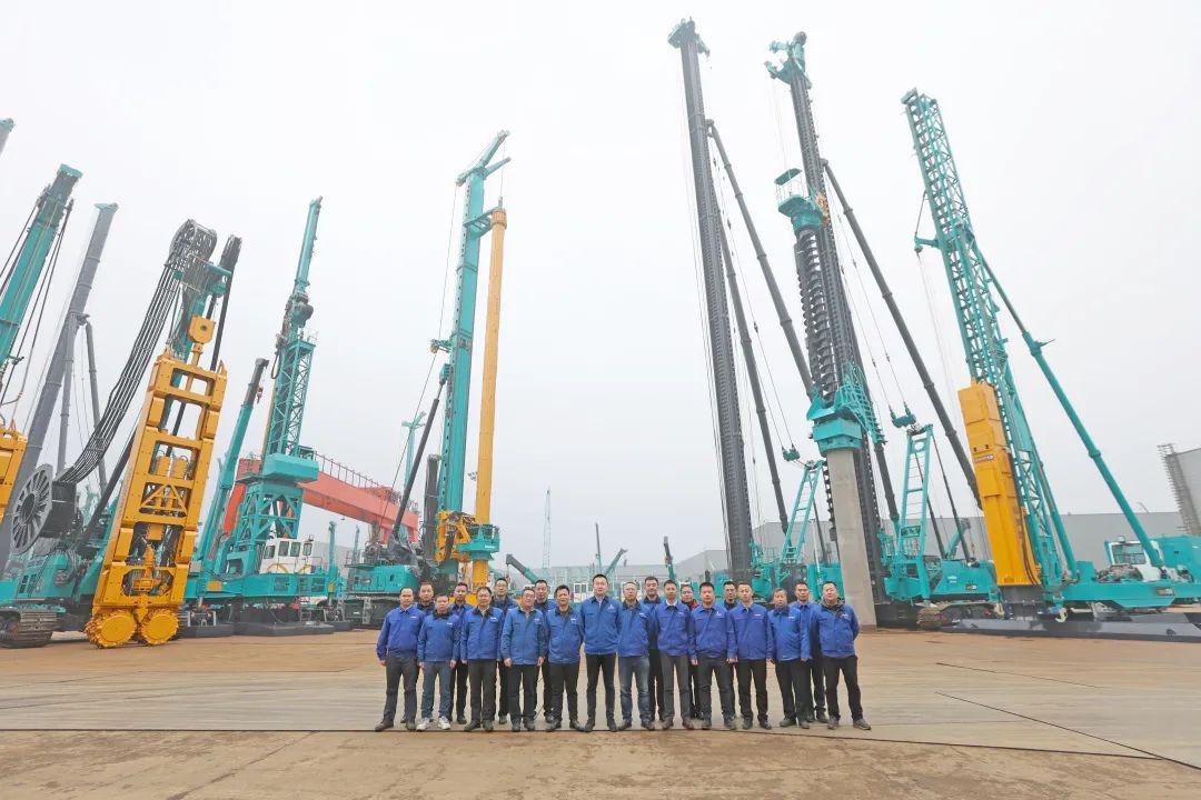 多款产品问鼎世界之最！皇家国际智能地下工程设备全球颁布会成功进行