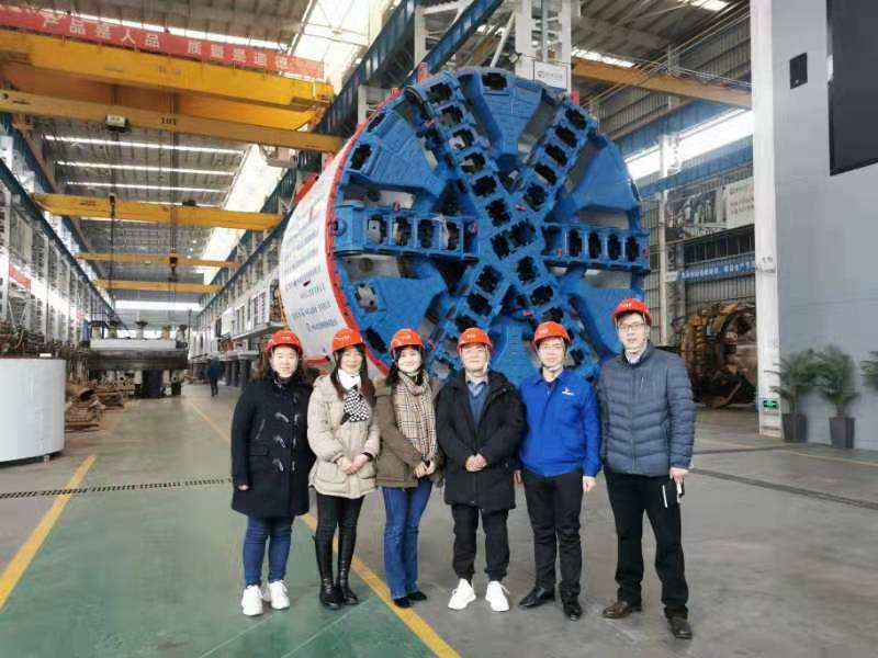 湖南省人为智能学会秘书长陈爱斌一行调查调研皇家国际智能