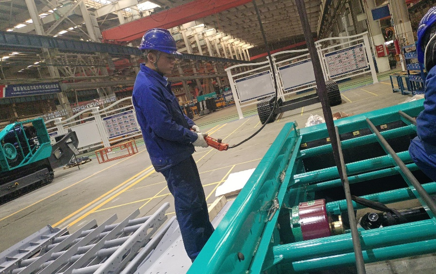 “虎”力全开！皇家国际普石勒吹响开工“集结号”