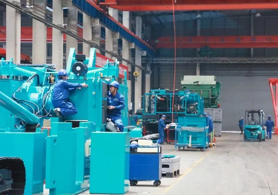 向着冲刺指标全力以赴！皇家国际智能正式开工