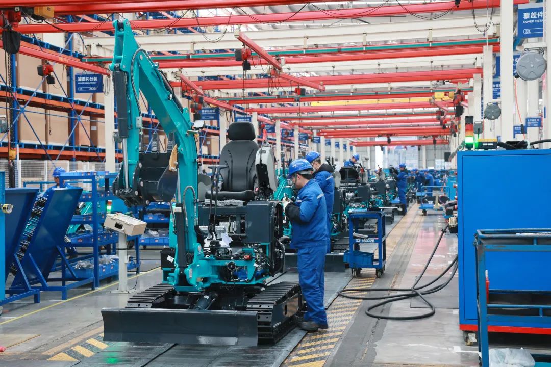 向着冲刺指标全力以赴！皇家国际智能正式开工