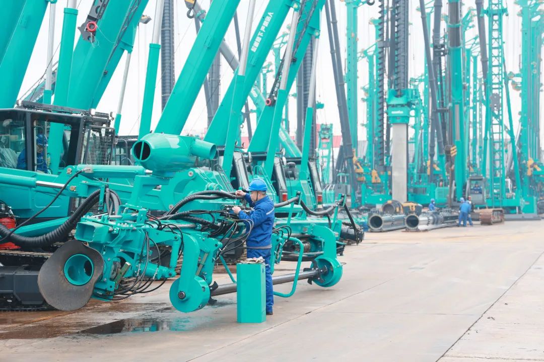 向着冲刺指标全力以赴！皇家国际智能正式开工