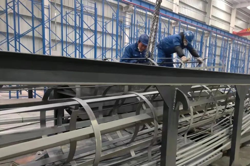 铆足“虎”劲加油干！皇家国际智能掀起复工复产热潮