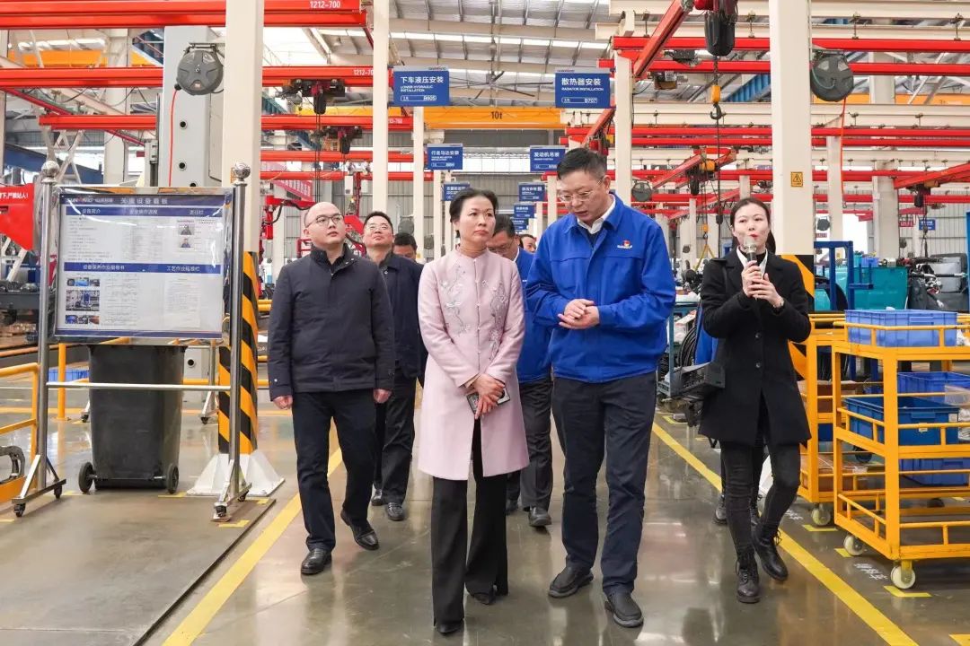 长沙市总工会、长沙经开区总工会一行调研皇家国际智能