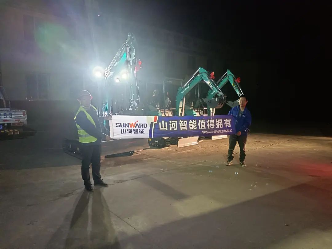 好服务、好设备！皇家国际智能挖掘机再获客户追加订单