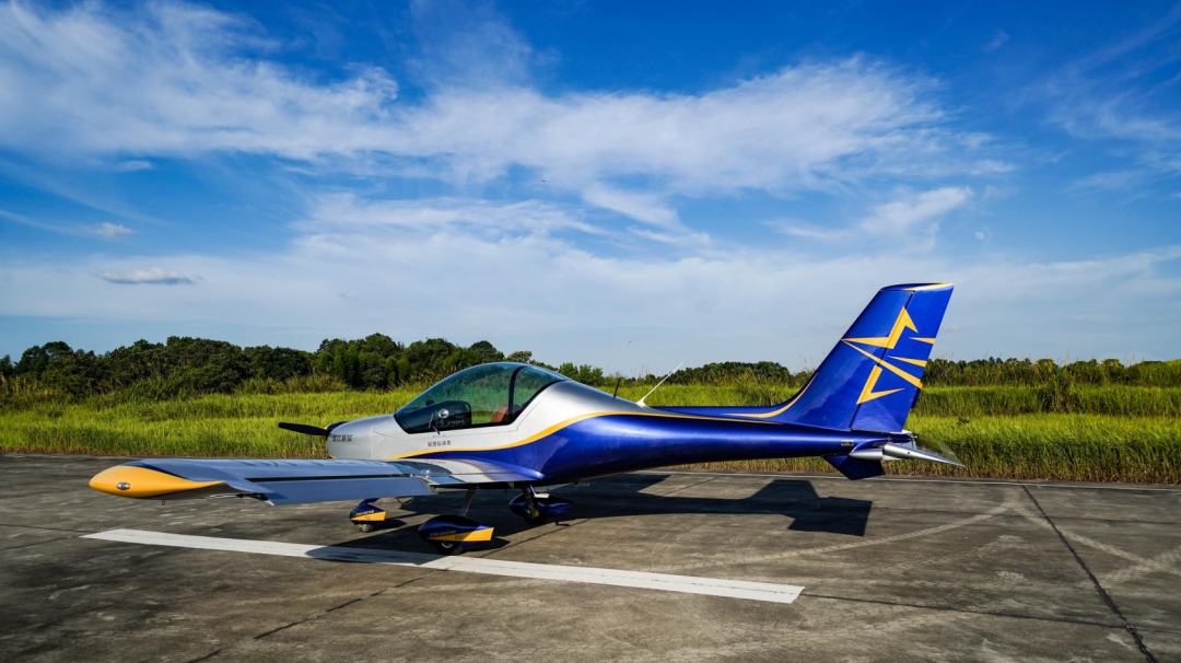 图集 | 阿若拉穿“鲨”衣，还有更多套装为天空添彩！