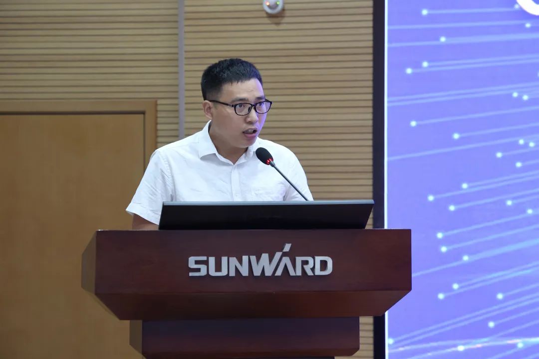 创新引领，智造将来！“2022院士专家长沙杏妆高端设备高质量发展钻研会隆沉进行