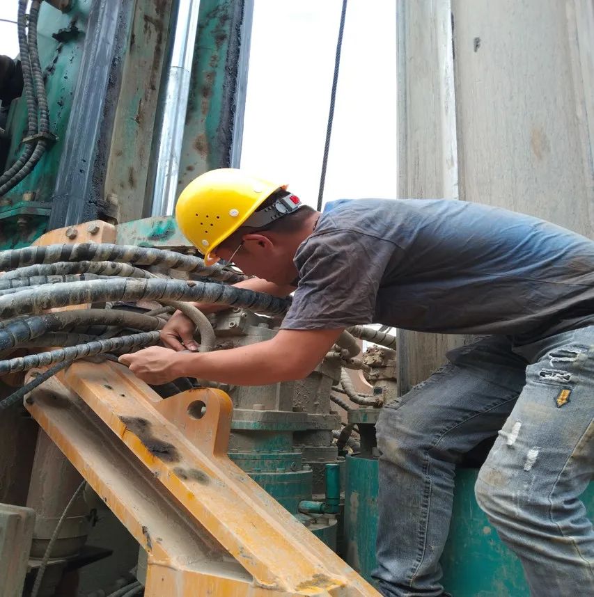 图集 | 战高温，迎“烤”验！皇家国际人在行动