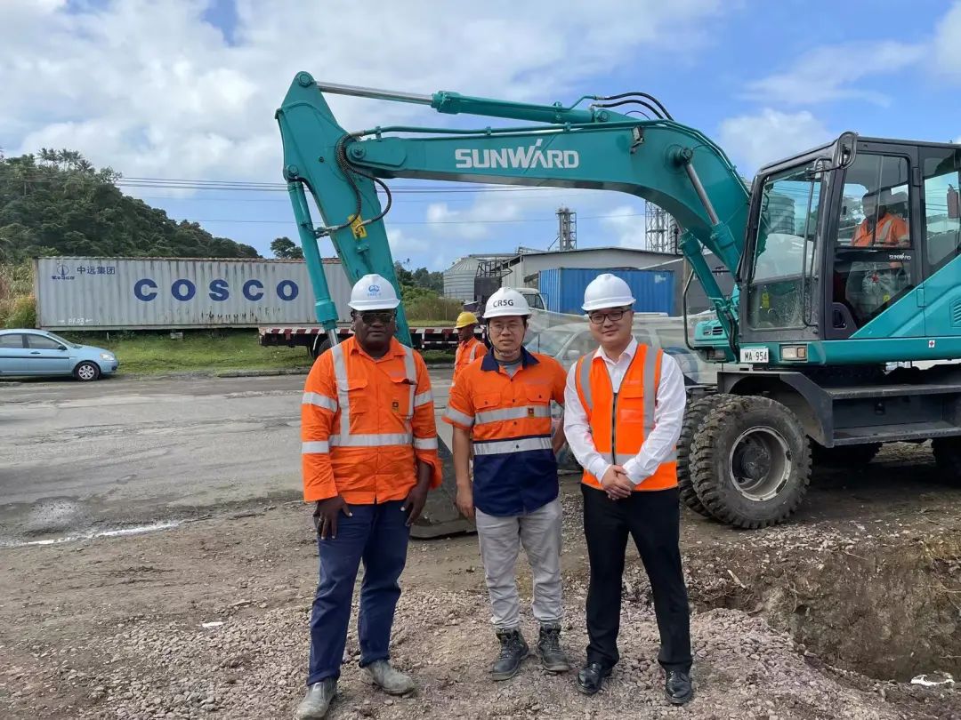 “皇家国际绿”迈向南升平洋岛，皇家国际智能轮挖助力斐济基础设施建设