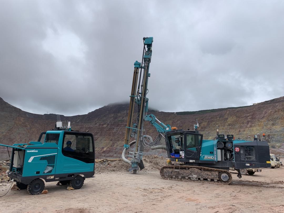 匠心皇家国际，造作报国！皇家国际智能设备亮相首届湖湘劳模工匠创新成就展