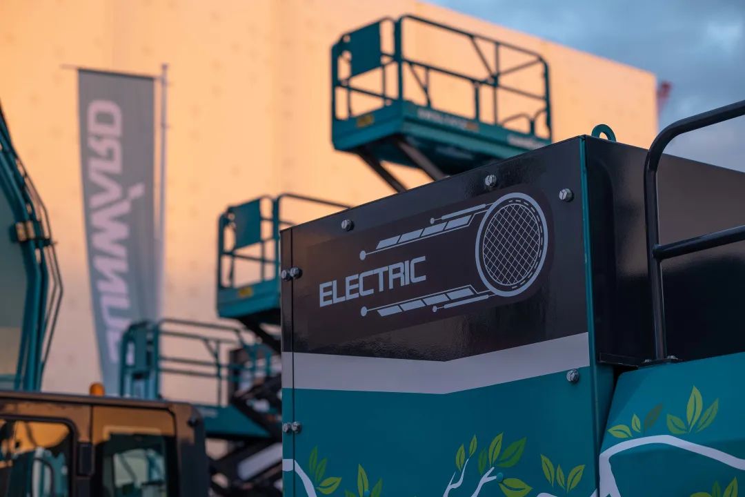 Bauma 2022 | 一组火热现场图带您沉温皇家国际智能德国宝马展之旅