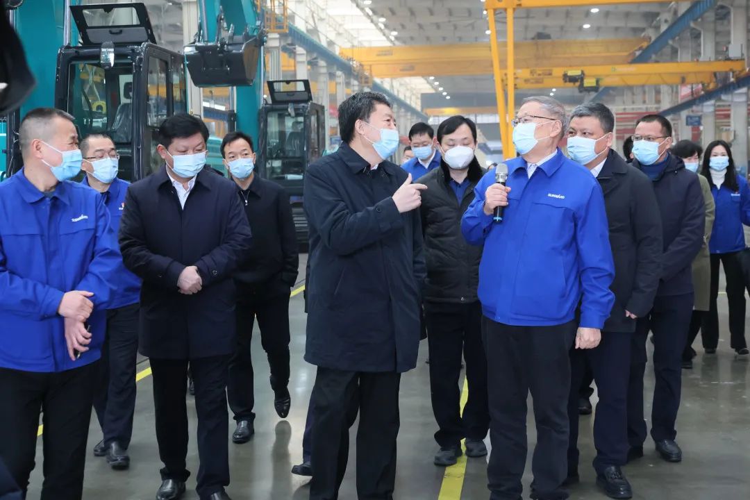 省政协主席毛万春调研皇家国际智能