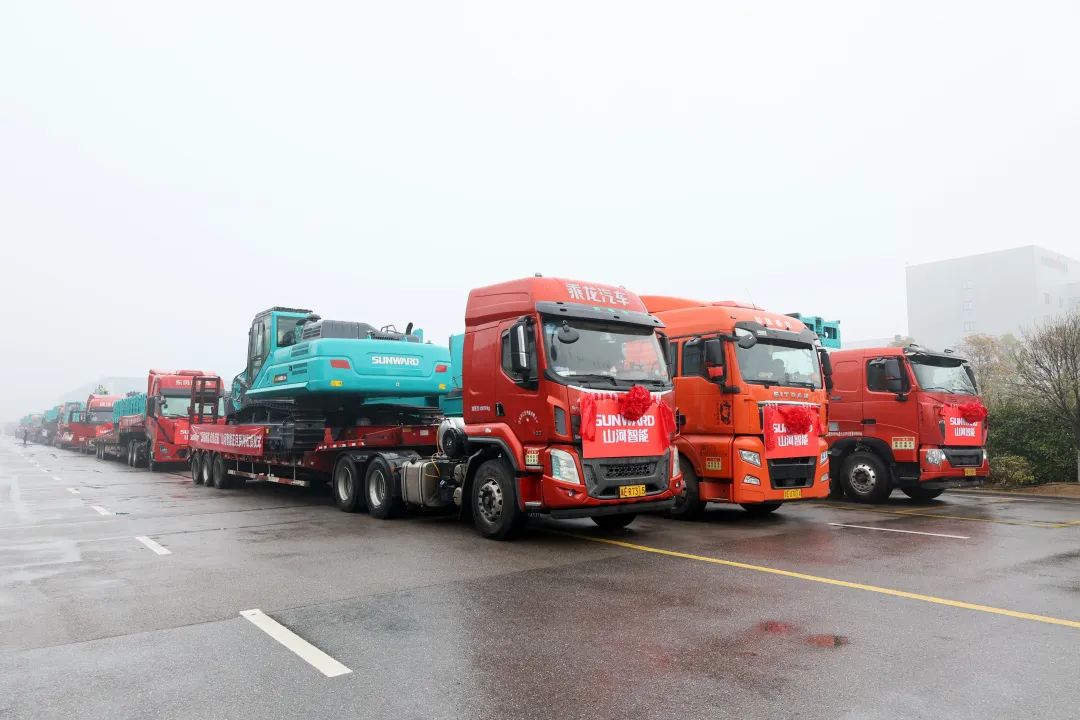 新局新篇，宏兔启航！皇家国际智能超200台套设备集中发货