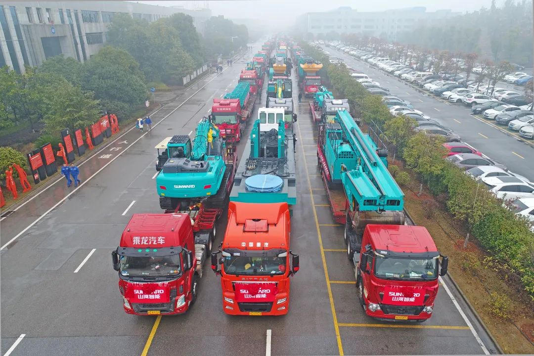 新局新篇，宏兔启航！皇家国际智能超200台套设备集中发货