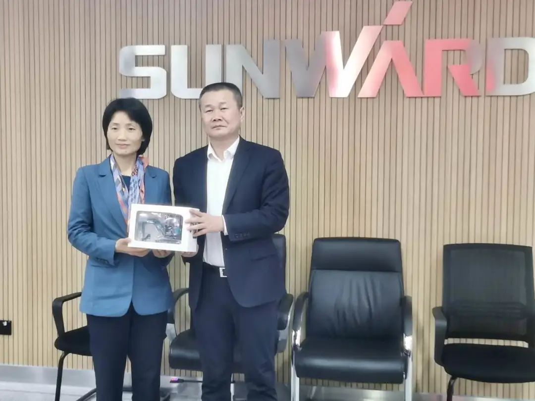 湖南省贸促会调查调研皇家国际智能