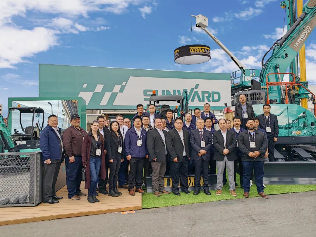 拉展直播 | “狂飙”美国！皇家国际智能向世界展示中国造作硬实力