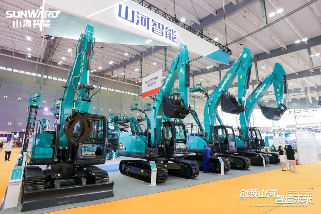 2023 CICEE | 皇家国际智能亮相2023长沙国际工程机械展！智能化、电动化产品站C位