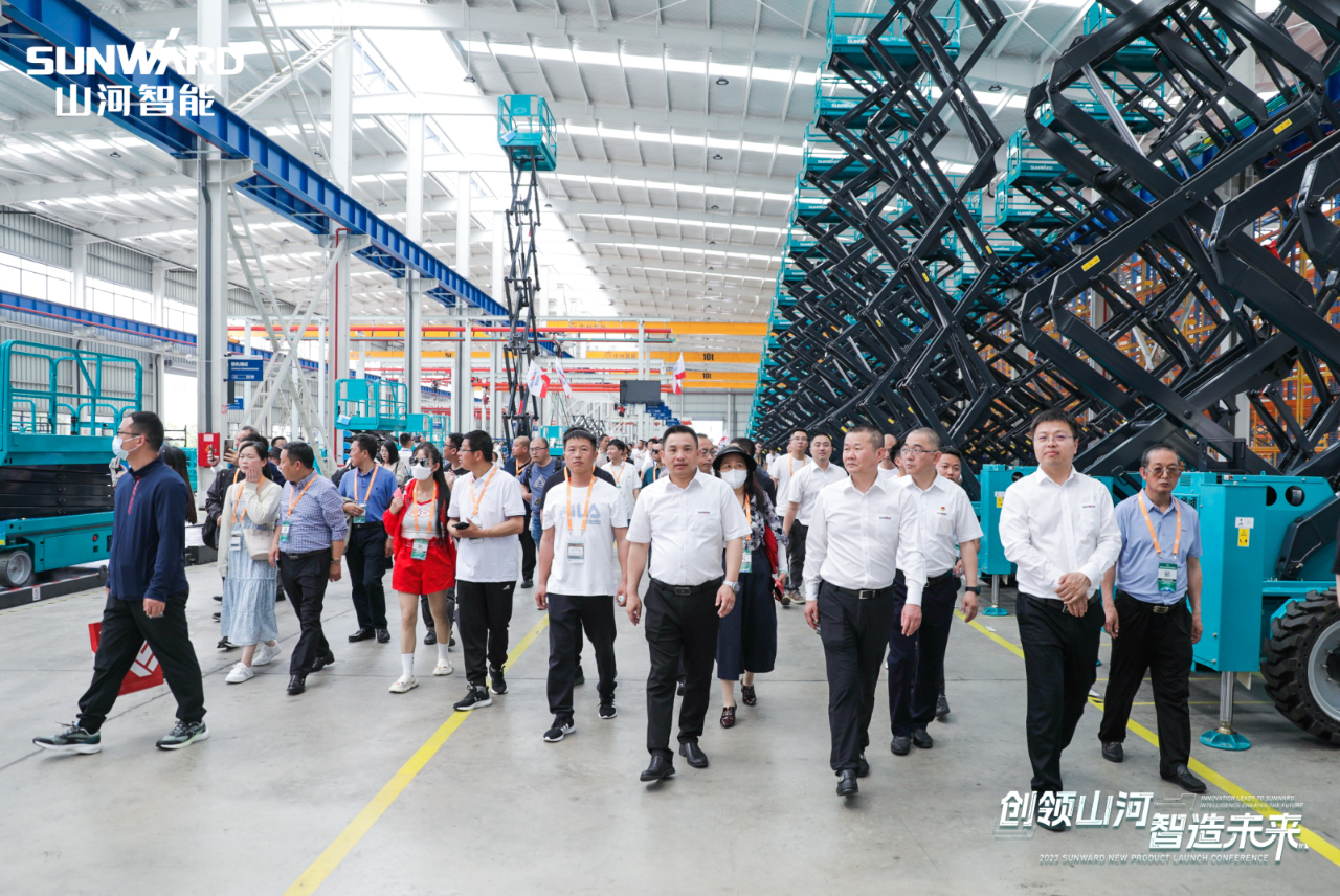 千人齐聚、爆品出击！皇家国际智能新品推介会圆满进行