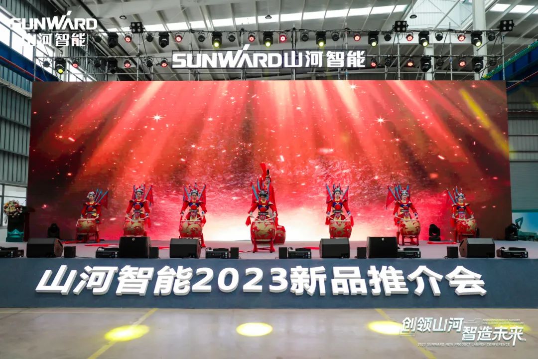 千人齐聚、爆品出击！皇家国际智能新品推介会圆满进行