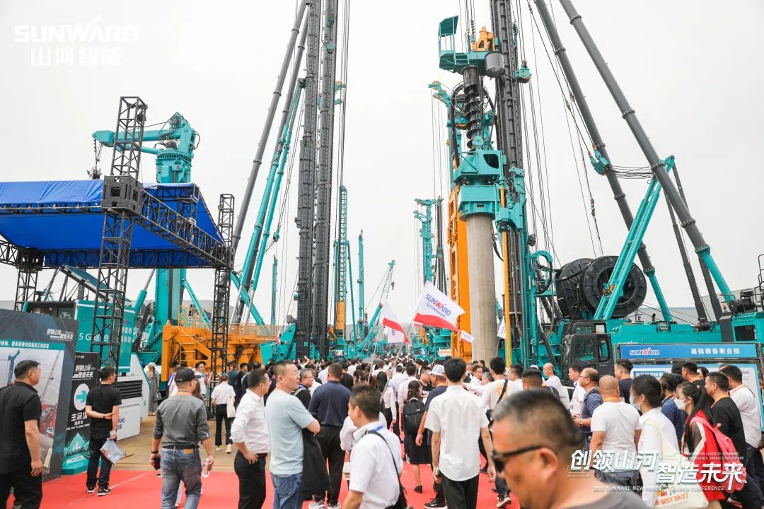 实力出圈！皇家国际智能地下工程设备“大阅兵”来了