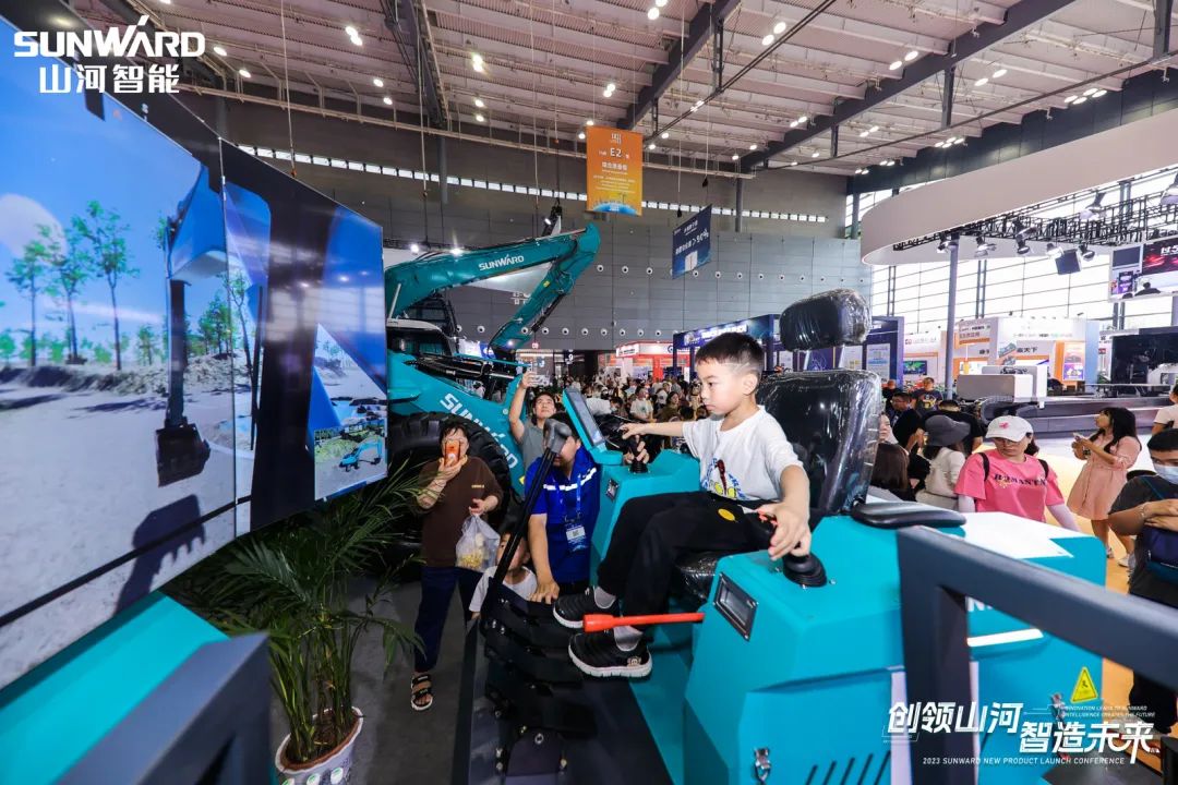 2023 CICEE | 全球工程机械盛会美满闭幕！皇家国际智能交出闪亮答卷