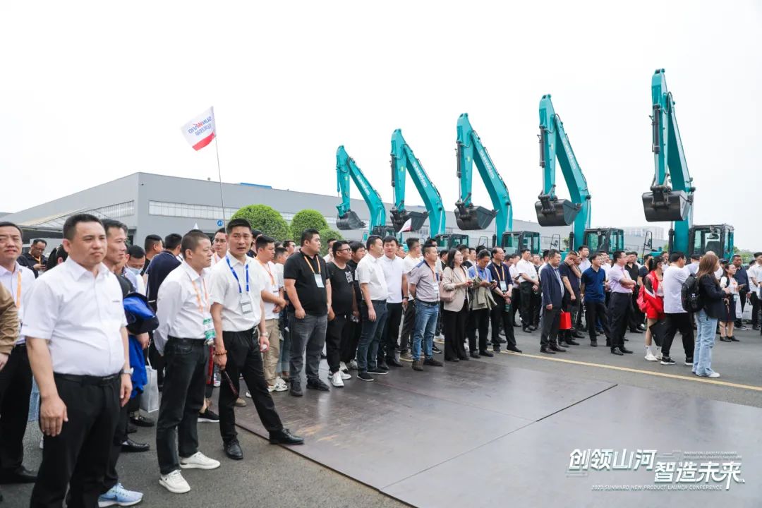 2023 CICEE | 全球工程机械盛会美满闭幕！皇家国际智能交出闪亮答卷