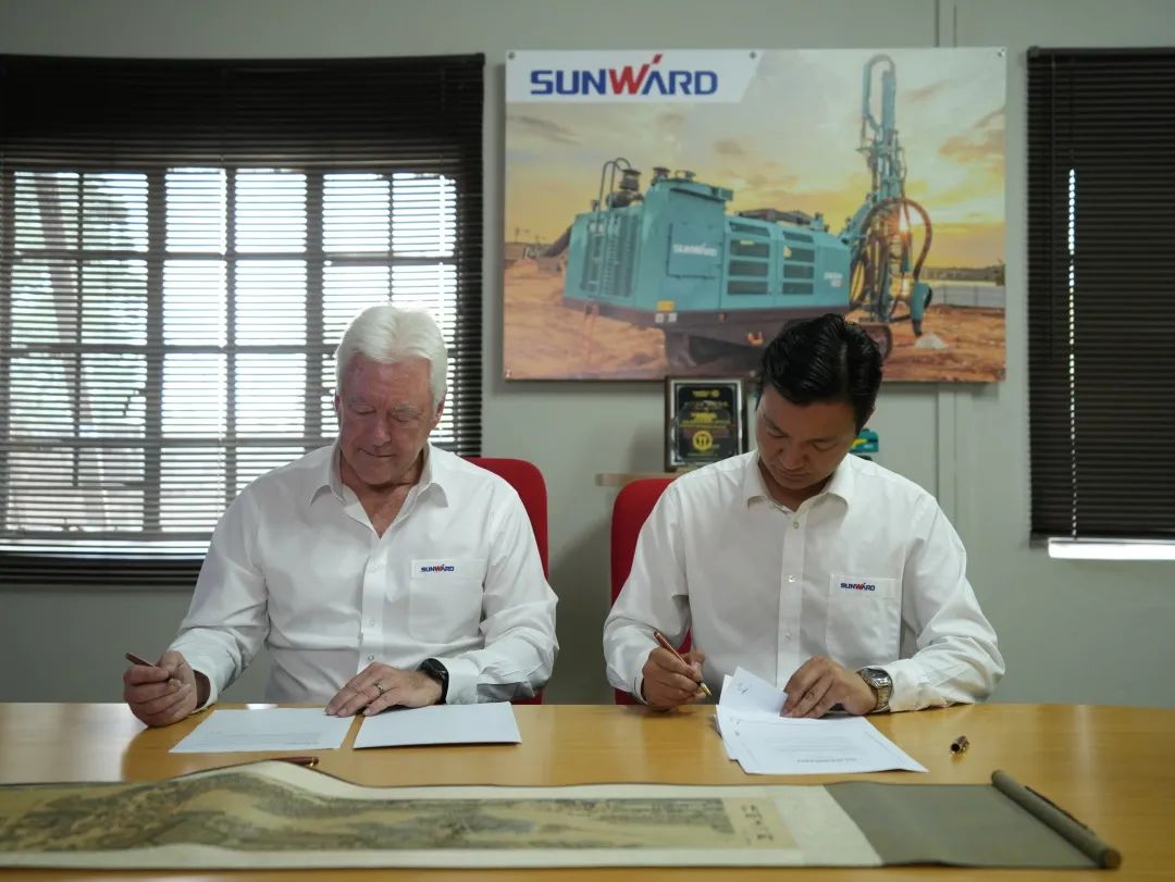 登陆南非，皇家国际智能新型凿岩利器交付客户