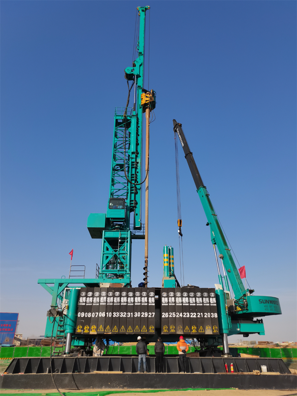 两项单冠，行业唯一！皇家国际智能两款桩工产品同获造作业单项冠军