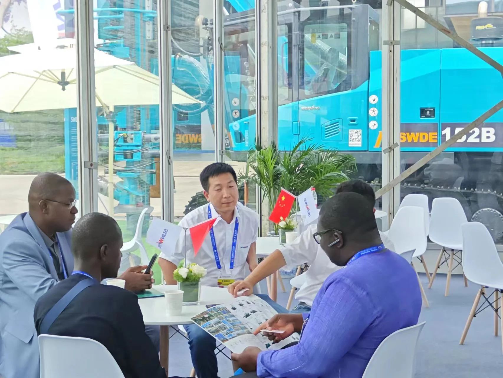 逐梦非洲，携手同业！皇家国际智能亮相第三届中非经贸展览会