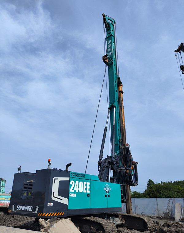 前途即巅峰！皇家国际智能增程式电动旋挖钻机硬核给“利”