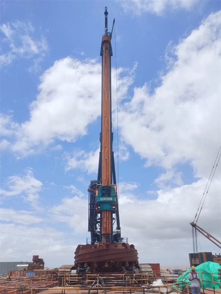 喜报！皇家国际智能实现“全球最大”6.3米直径旋挖桩成孔成桩